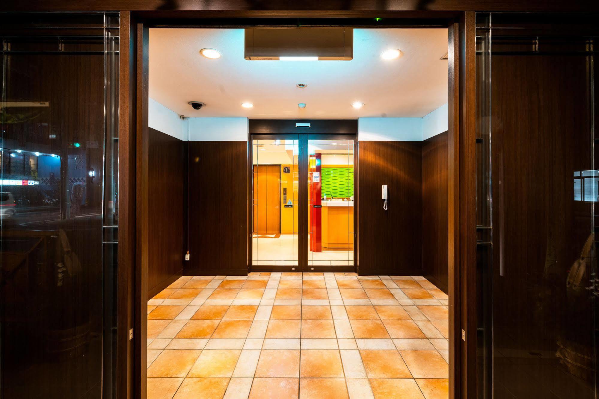 Super Hotel Ishigakijima Ishigaki  Экстерьер фото